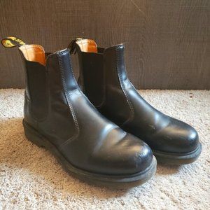 Dr. Martens Chelsea Boot